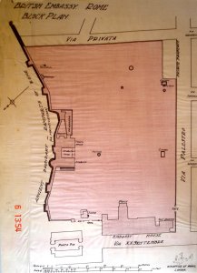 Siteplan, 1907, showing stables and orangery against the Aurelian wall, and the unpurchased site in the far corner of the garden. (North is towards bottom left.)